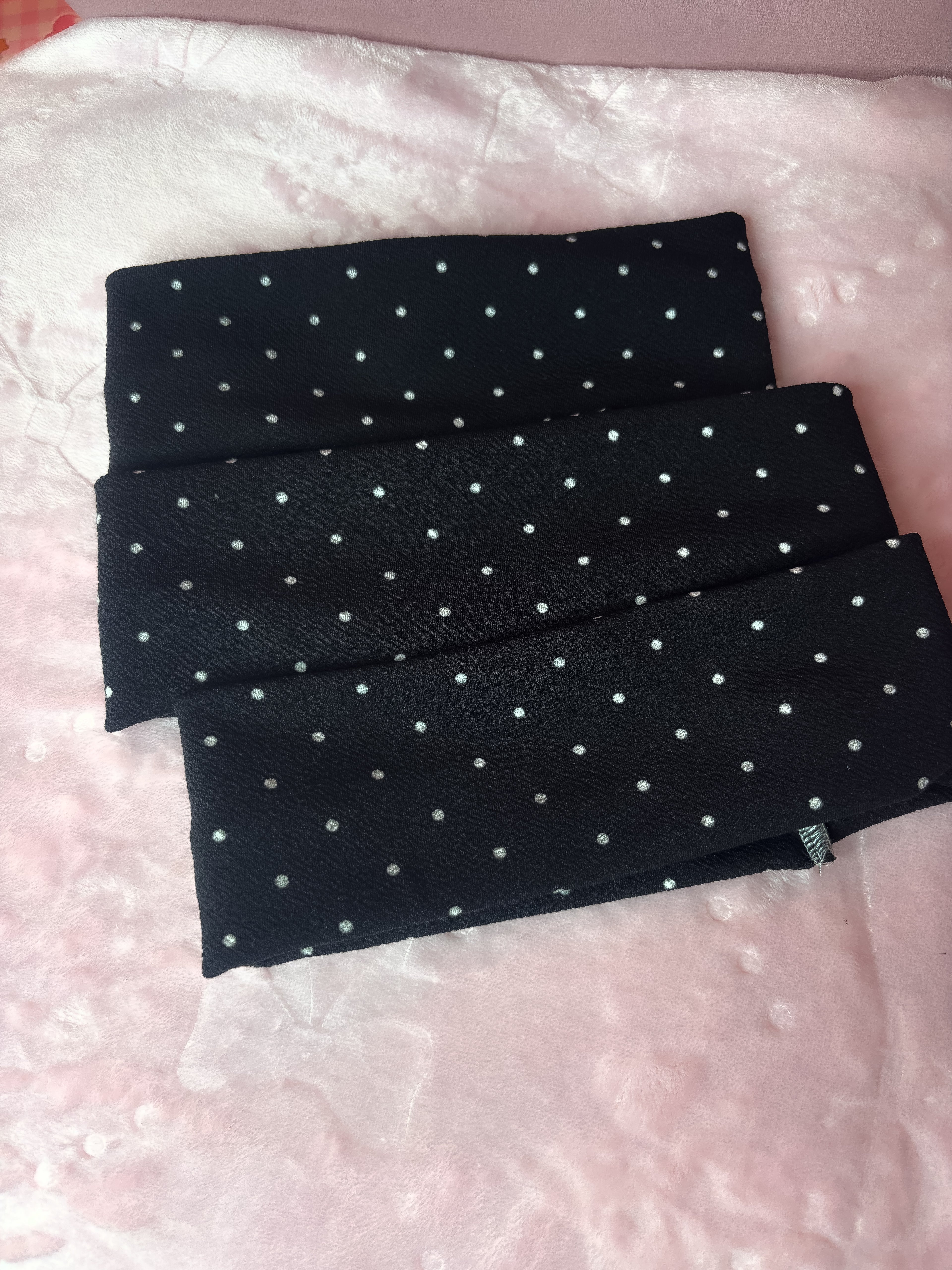 Black and white polka dot headband