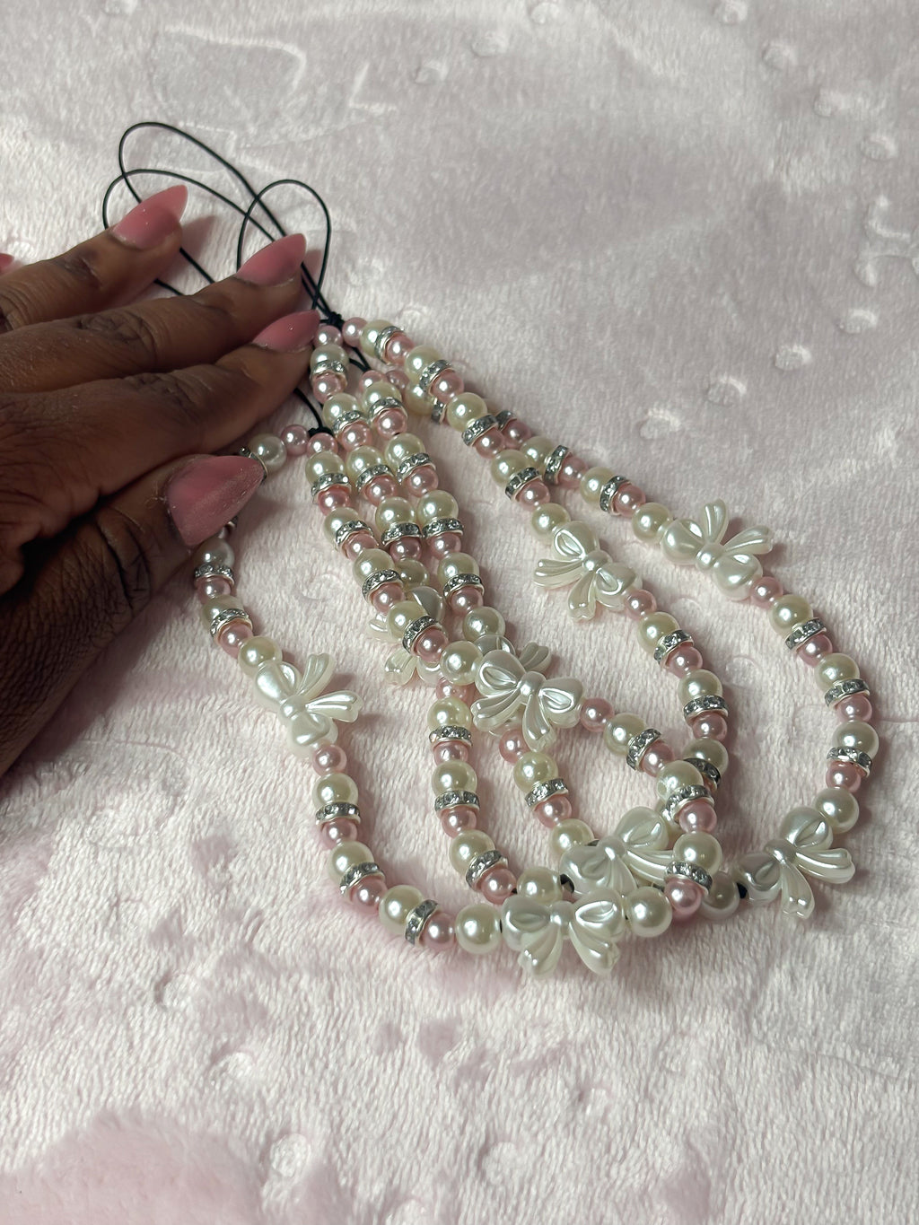 Bows & Pearls Wristlet Phone Charm/Strap