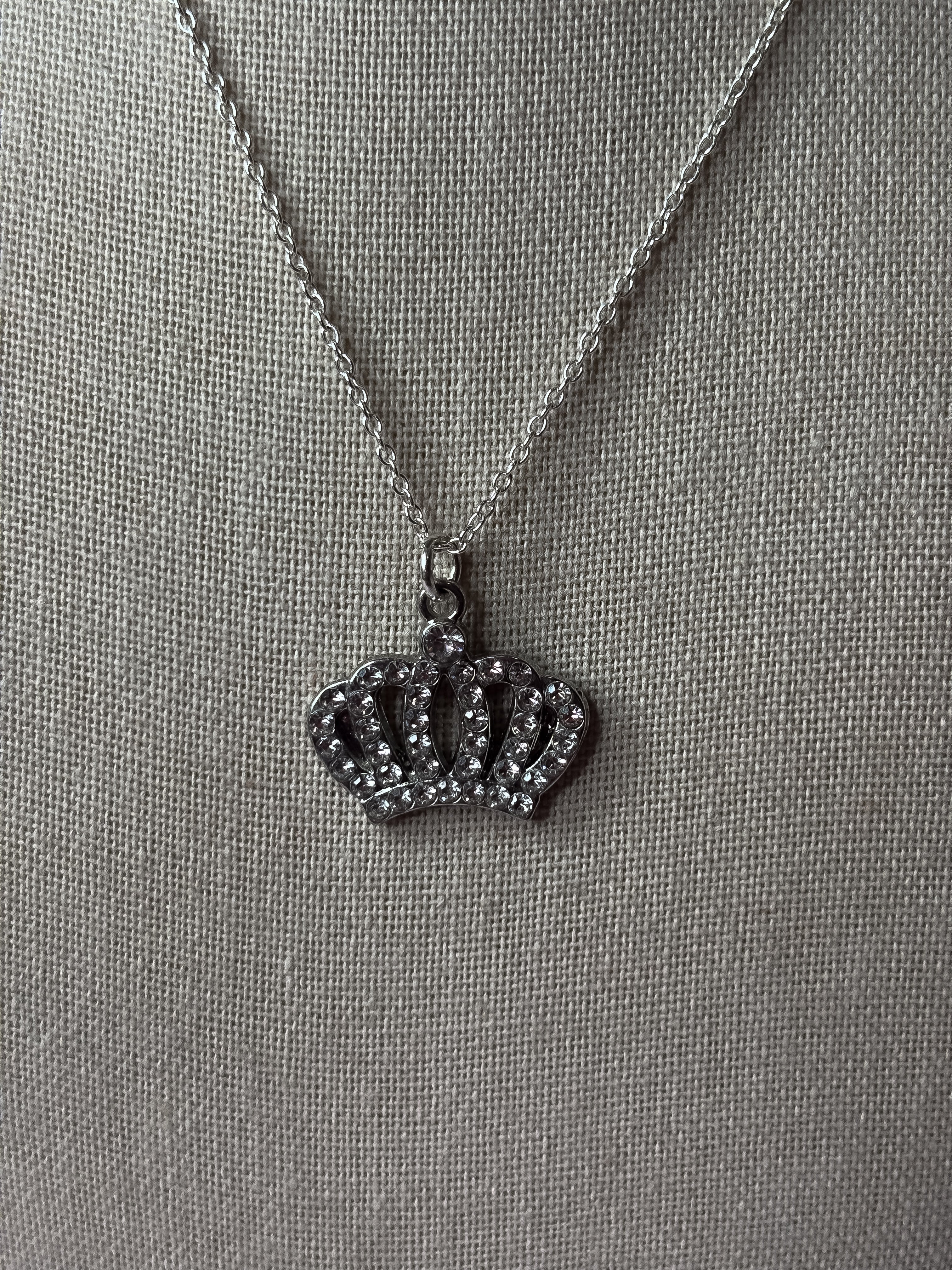 Cute princess tiara necklace